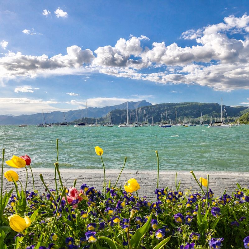 When Is the Best Time to Sell a Property on Lake Garda?