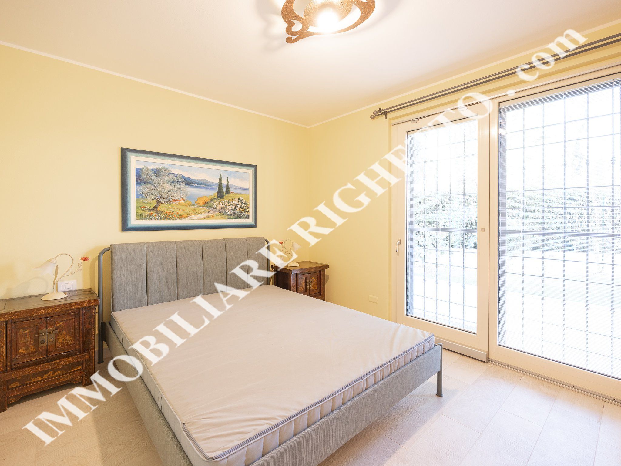 offerta immobile in affitto Recente villa d'angolo a due passi dal centro e dal Lago